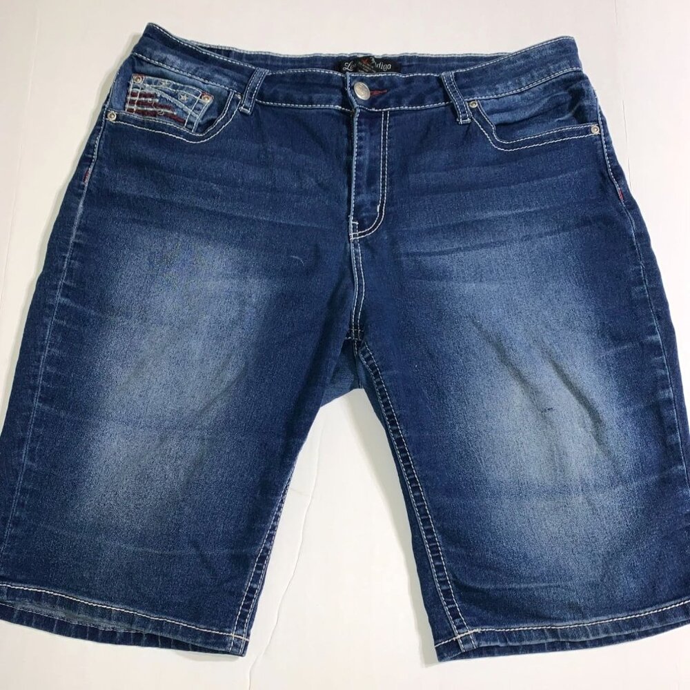 Love Indigo Women's USA Bermuda Shorts Size 16